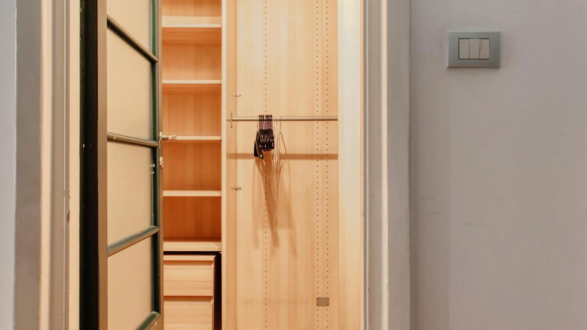 Joivy Bright 1Br Flat Near Mudec Museum Lejlighed Milano